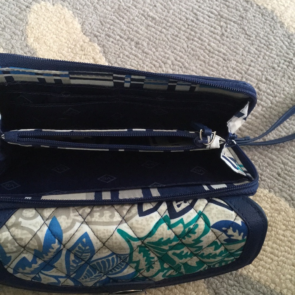 Wallet - Picture 3 of 3